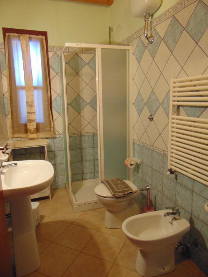 Bed and Breakfast La Contea Сант'Анна-Аррези Экстерьер фото
