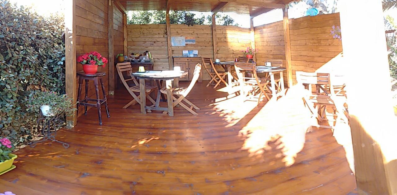 Bed and Breakfast La Contea Сант'Анна-Аррези Экстерьер фото
