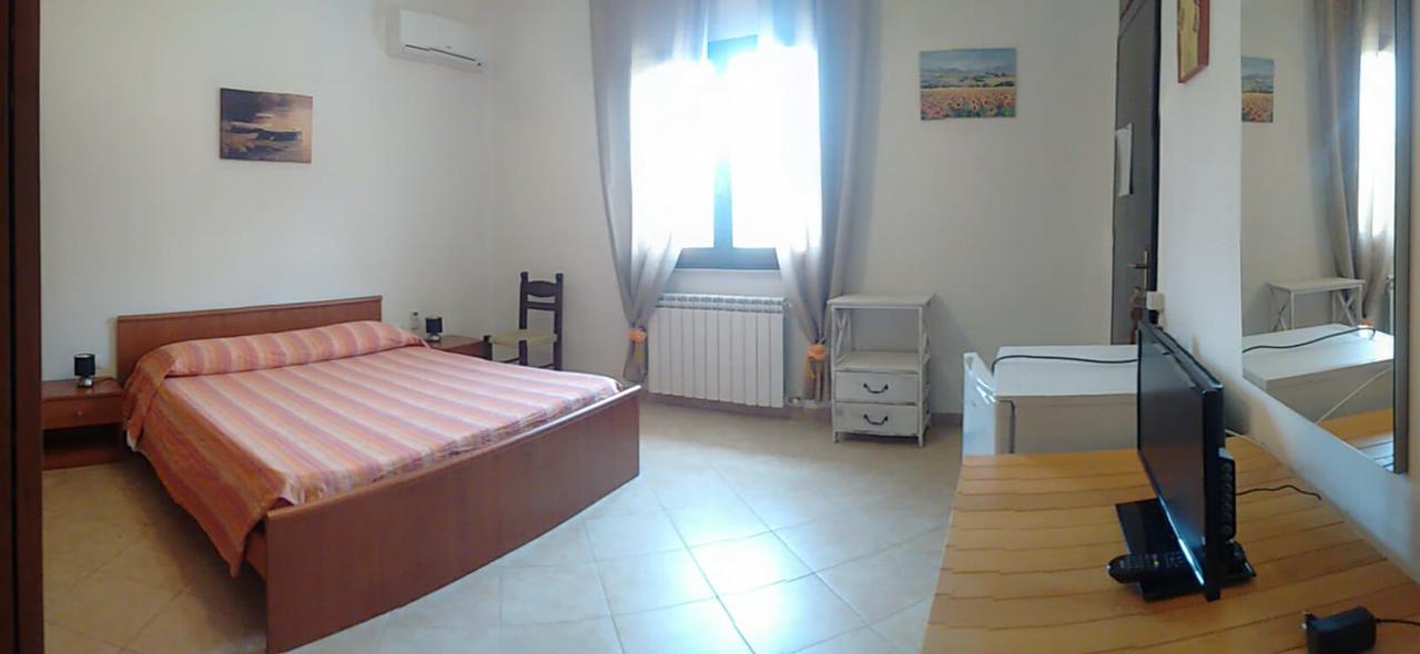 Bed and Breakfast La Contea Сант'Анна-Аррези Экстерьер фото